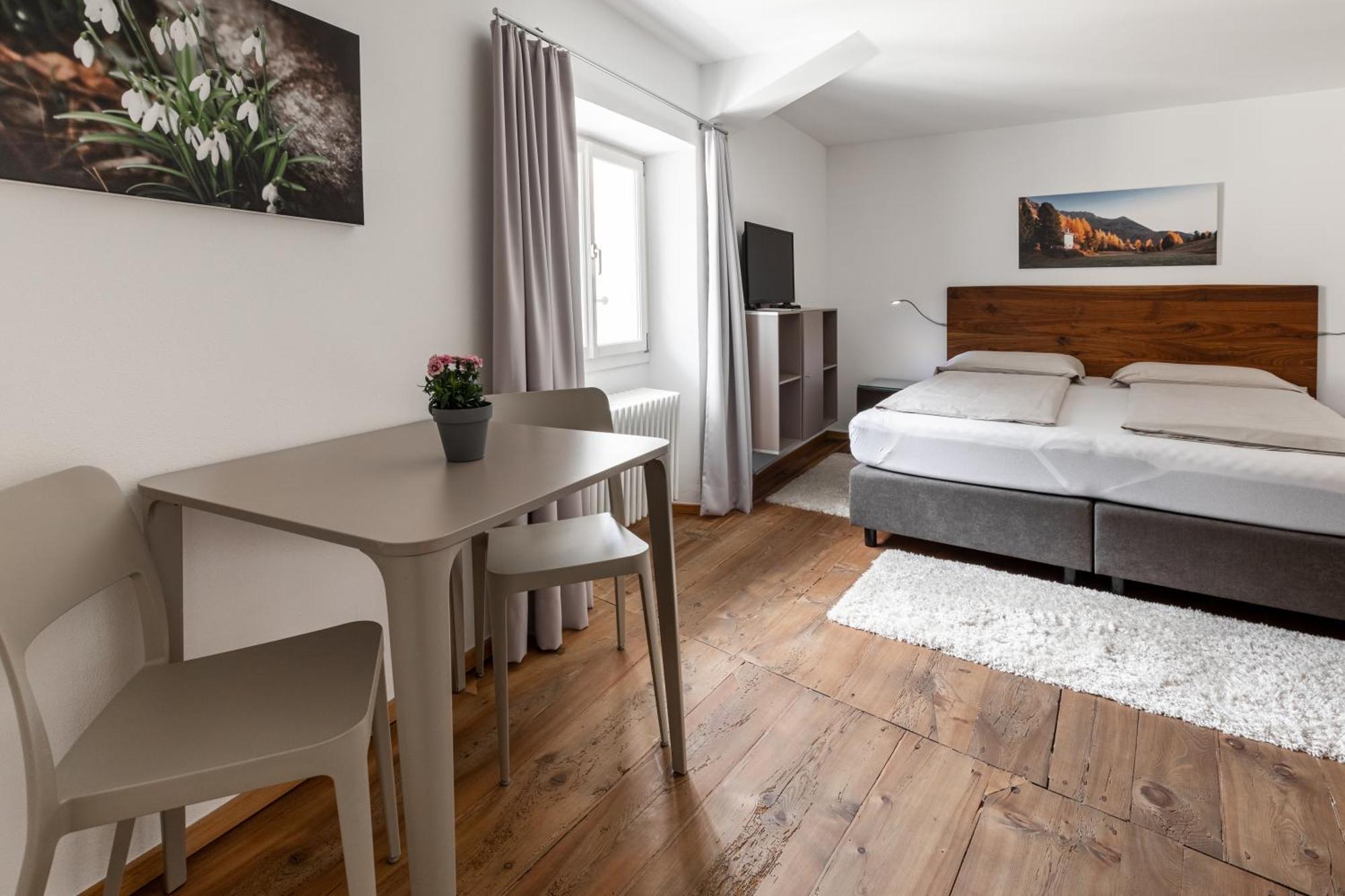 Ca' Del Borgo, Rooms & Suites Poschiavo Eksteriør bilde